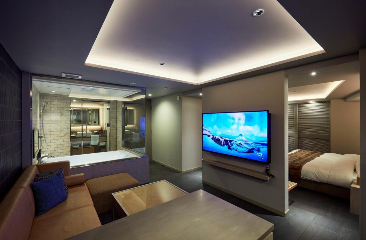 Hotel Bamboo Garden Kinshicho Adult Only Tokyo Exterior photo